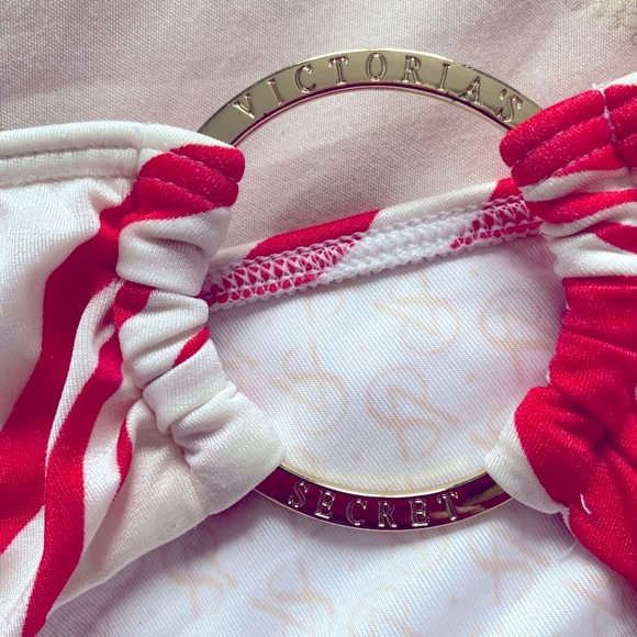 💕VICTORIA SECRET 💕Miraculous Bombshell bikini .RARE👙 DISCONTINUED. - Picture 7 of 16